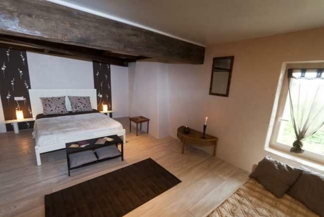 Hôtel Le Logis du médoc à Saint-Yzans-de-Médoc Extérieur photo